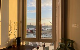 Embassy Arriaga Private Elegance Rooms In Stylish Shared Apartment