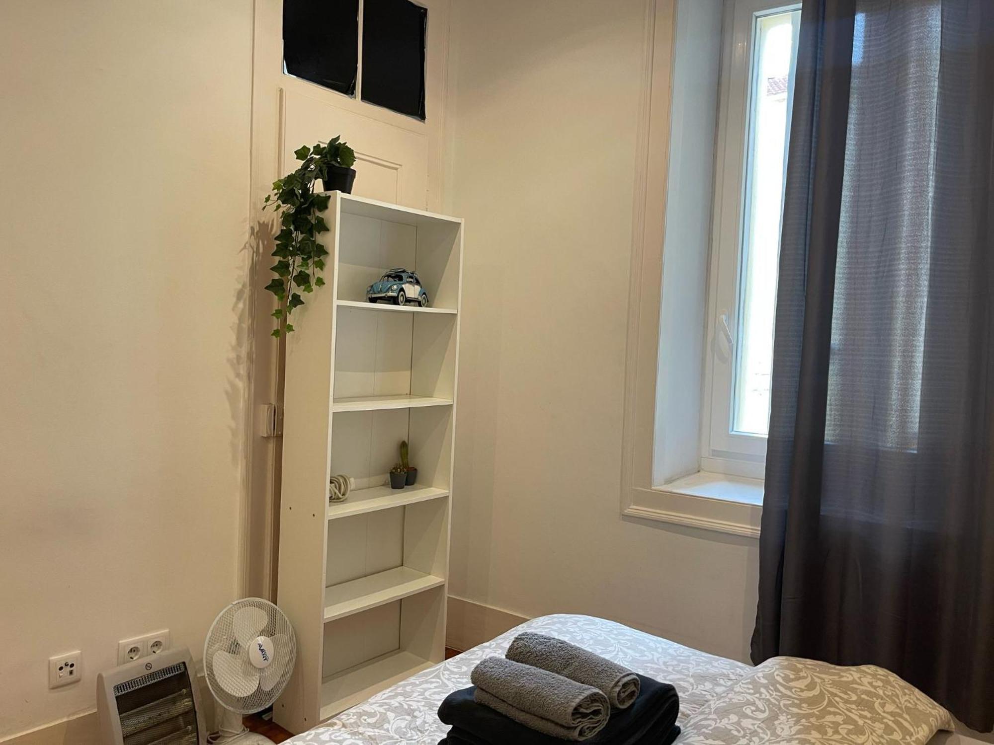 Embassy Arriaga Private Elegance Rooms In Stylish Shared Apartment Lisboa Exterior foto