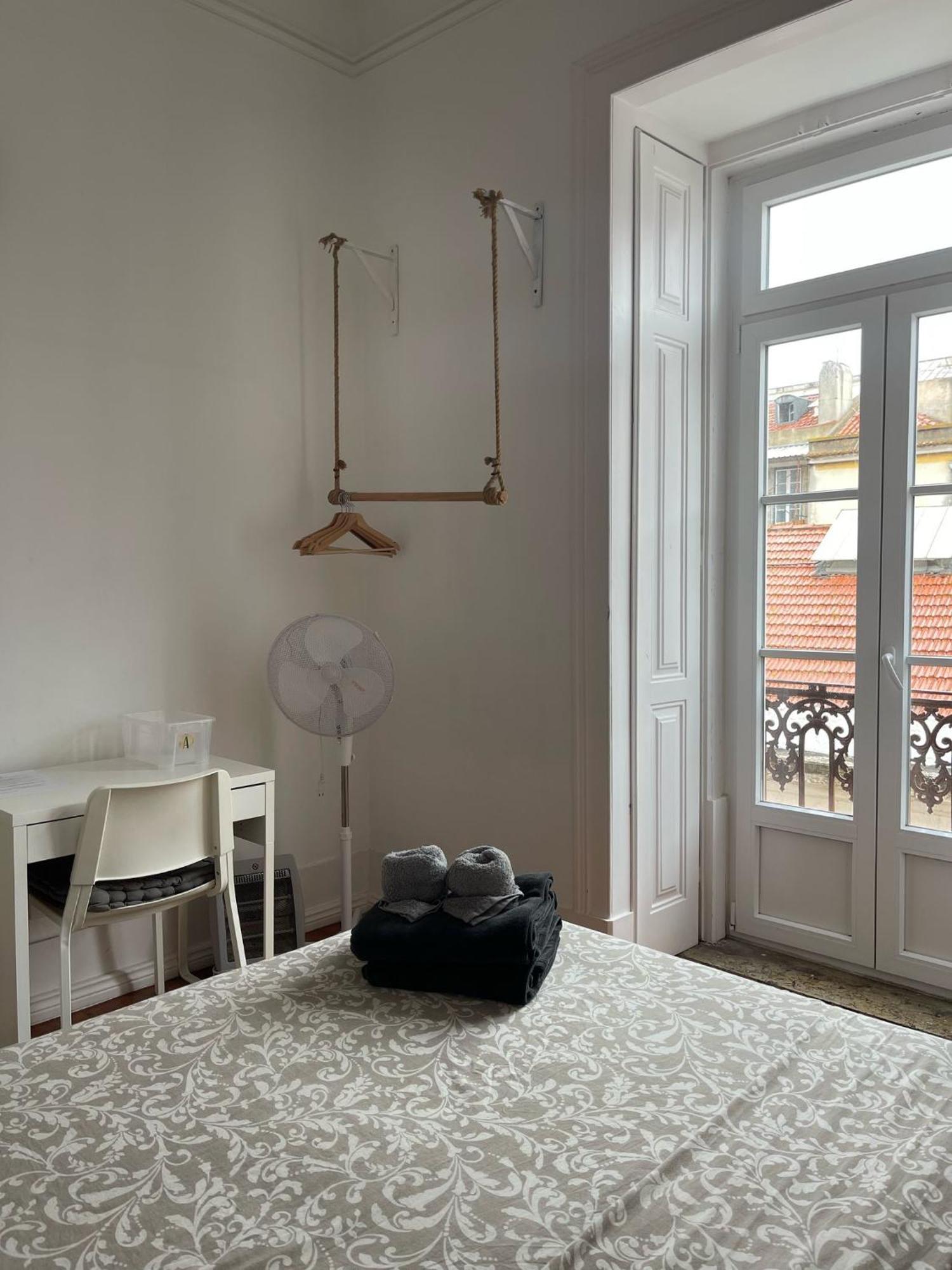 Embassy Arriaga Private Elegance Rooms In Stylish Shared Apartment Lisboa Exterior foto